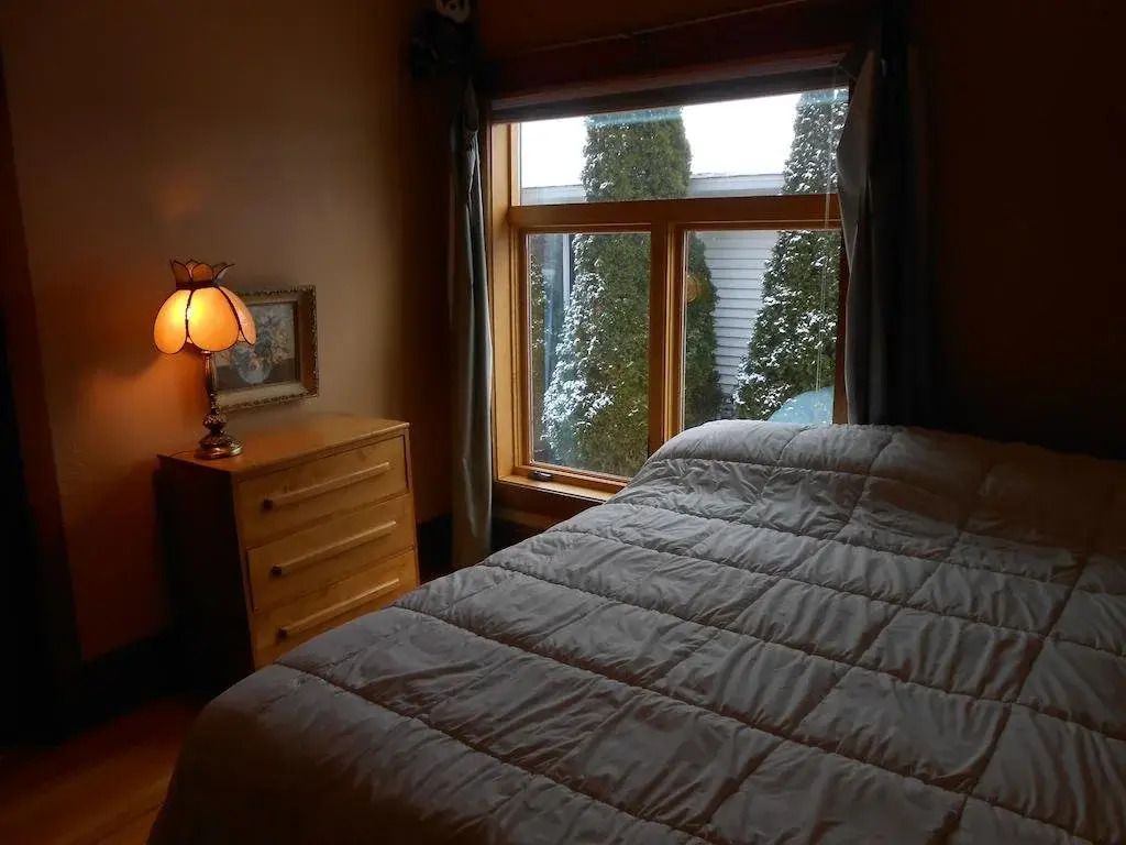 Agape Leelanau Cottage