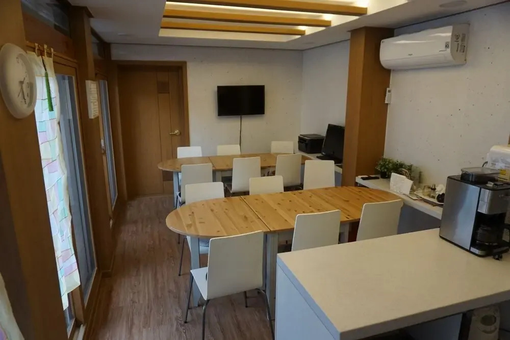 Go Woon Dang Hanok Guest House