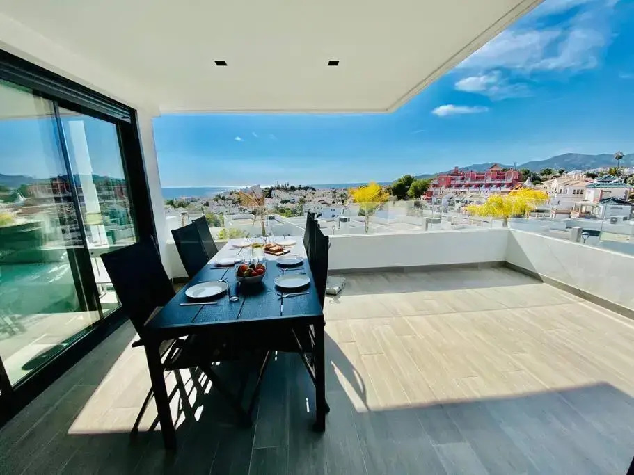 Royal Palm 22 Luxurious 3 Bedroom Penthouse