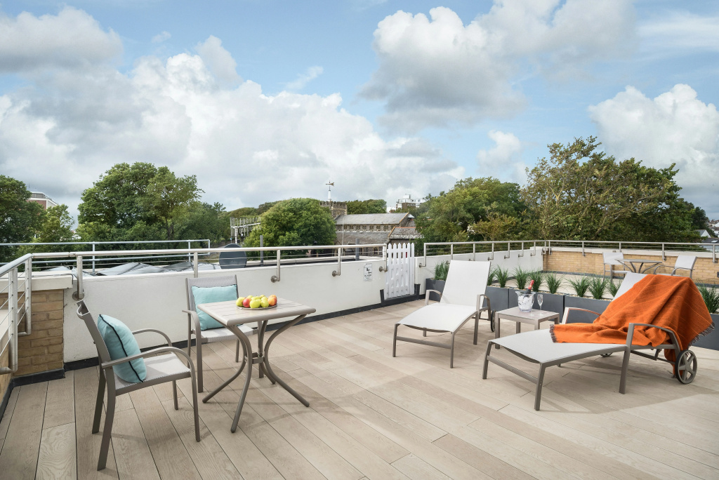 Q Square by Supercity Aparthotels
