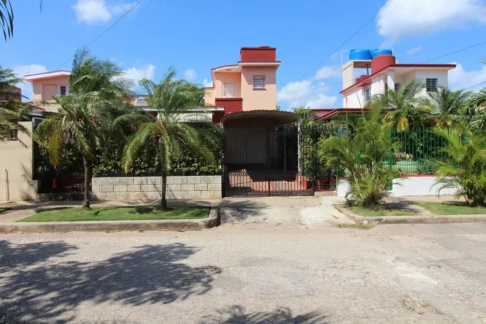 Tere Hostel House
