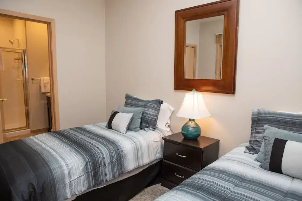 Canyon Run Townhomes F102 3 Bedroom Townhouse by RedAwning