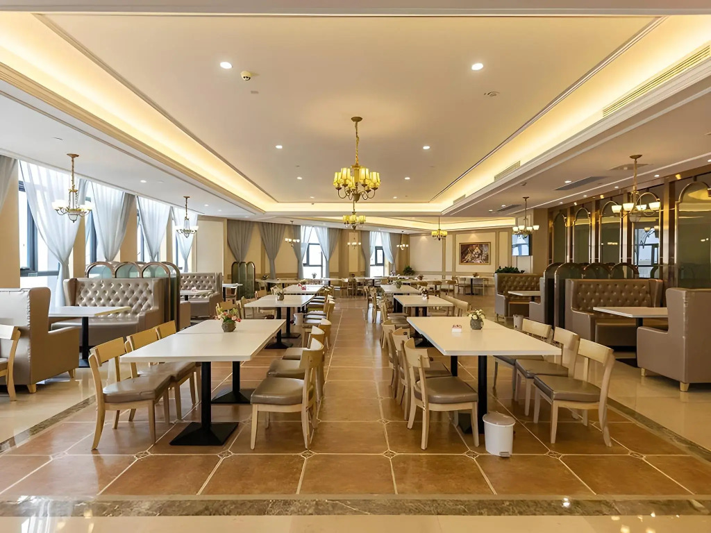 Vienna International Hotel (Lanzhou Zhongchuan Airport Flagship)
