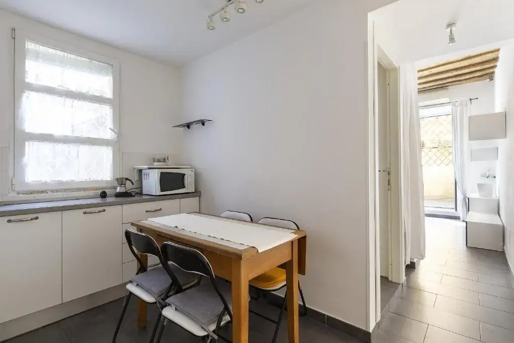 Emma's Apartment Borgo, Vatican City
