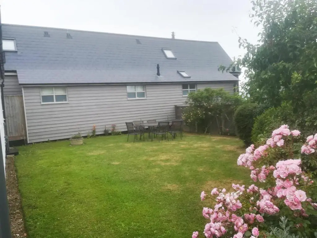 44 Sea Lane