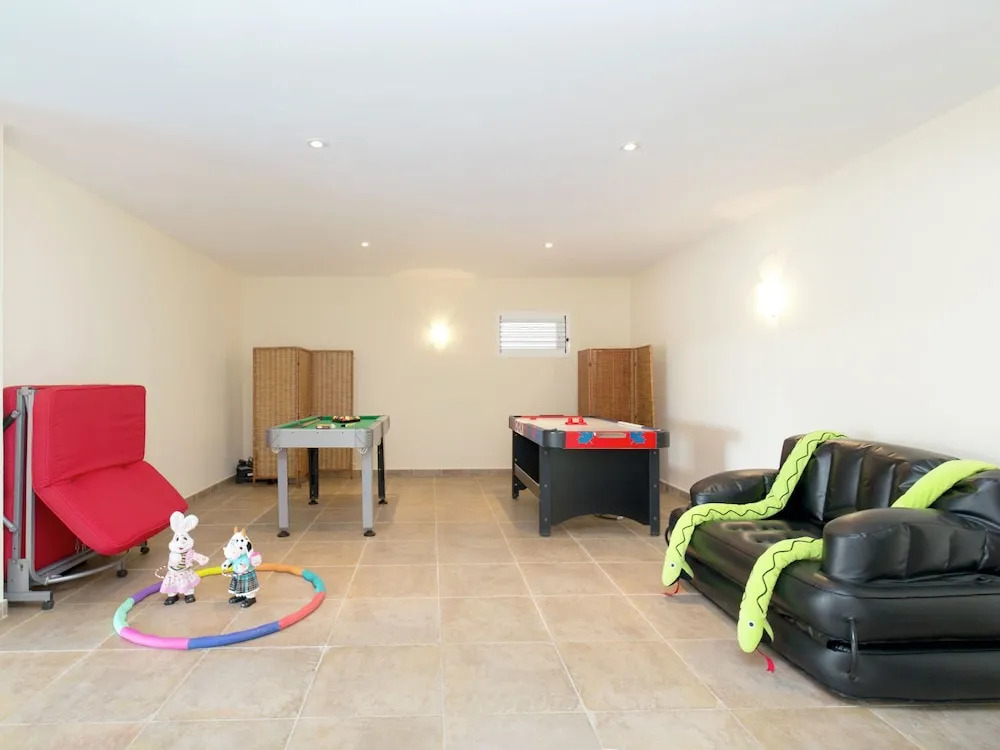 Spacious Detached Villa on the Costa Blanca With Heated Pool and Beautiful View