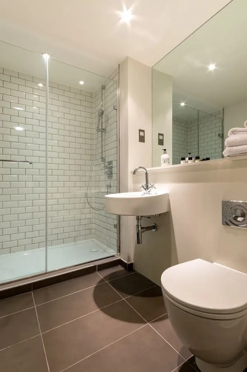 Farringdon Serviced Apartments by LovelyStay