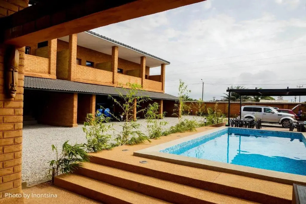 Assinie Lodge