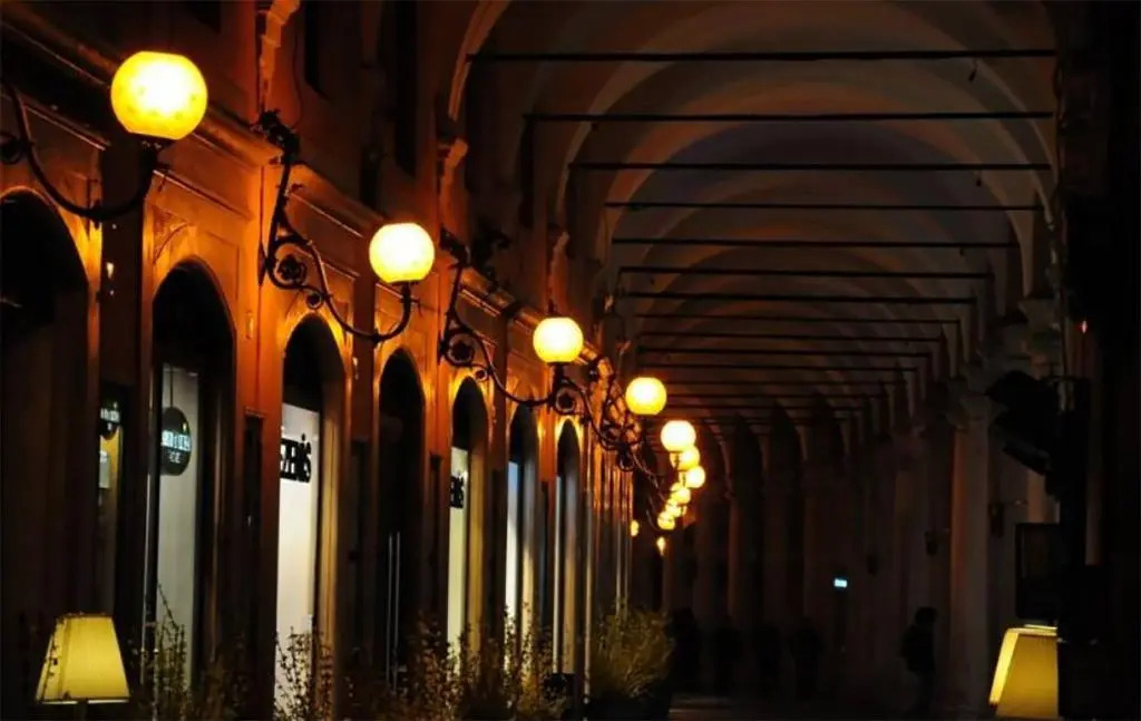 Vittorio Veneto 25
