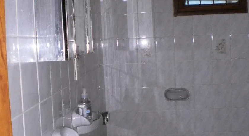 Hostel Rogupani