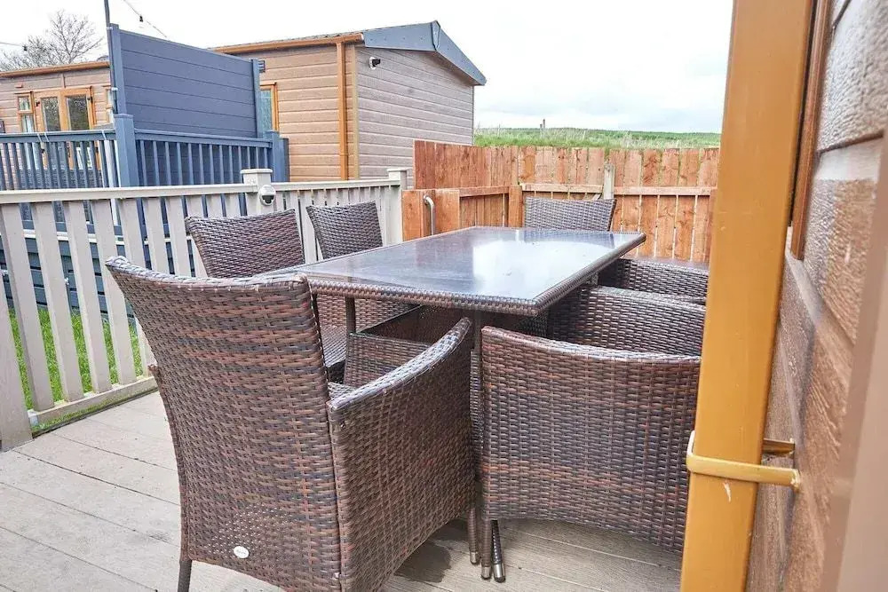 Host & Stay - Yolo Lodge
