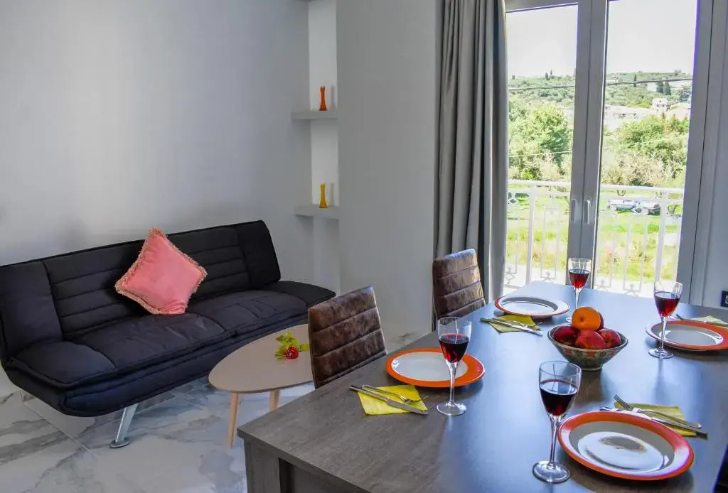 Katsaros Luxury Apts 5min walk to beach