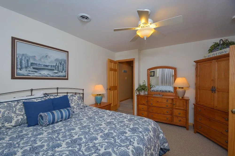 Sparkys Lodge