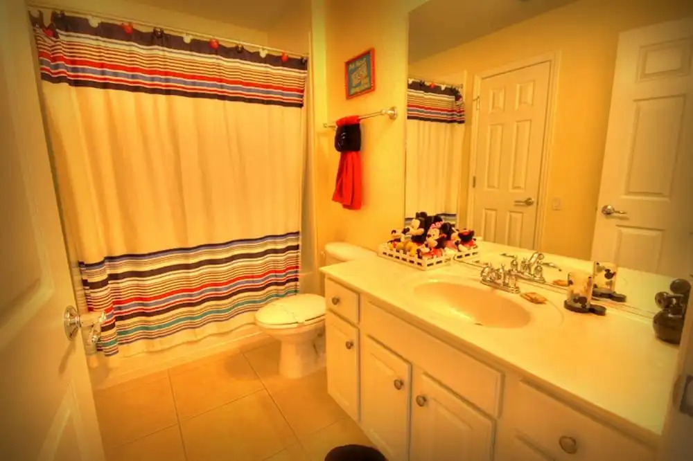 5BR 5BA Home in Windsor HIlls by CV-2622