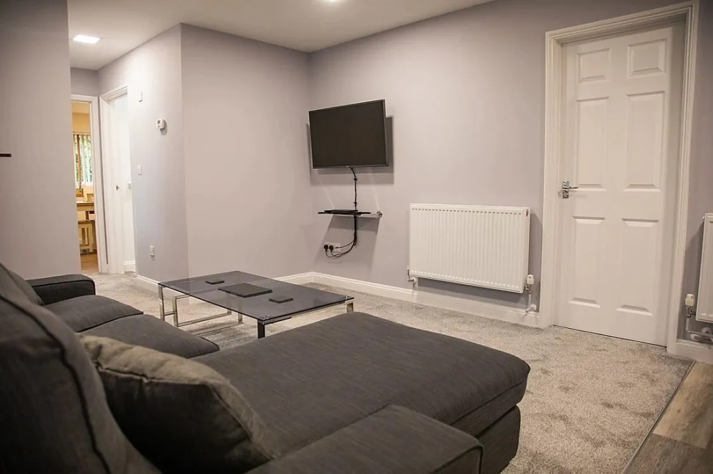The Annexe @ Elmbank - Adults Only