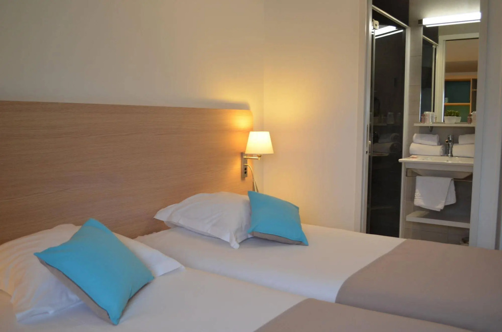 Hotel The Originals Saint-Gilles-Croix-de-Vie Port la Vie (ex Inter-Ho