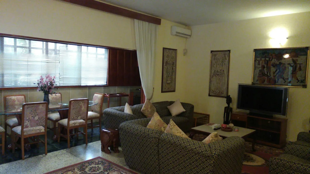 Manuela Residence