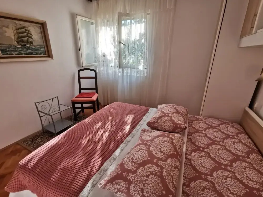 Apartments Srdan