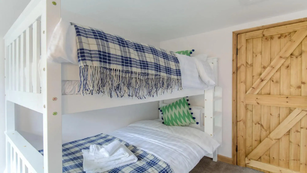 Beach Breeze Cottage Near the Beach