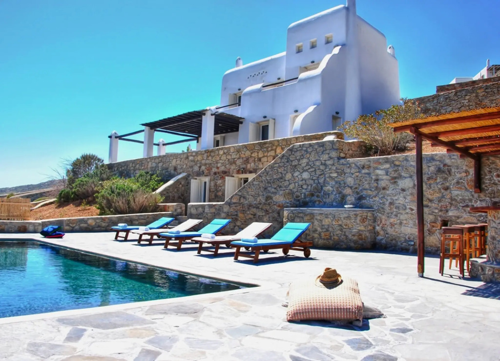 Luxury Villa With Breathtaking Infinite Sea View and Private Pool