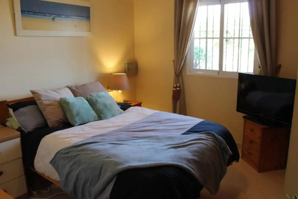 Playa Golf II, R6 1st Flr apt with Comm pool P251
