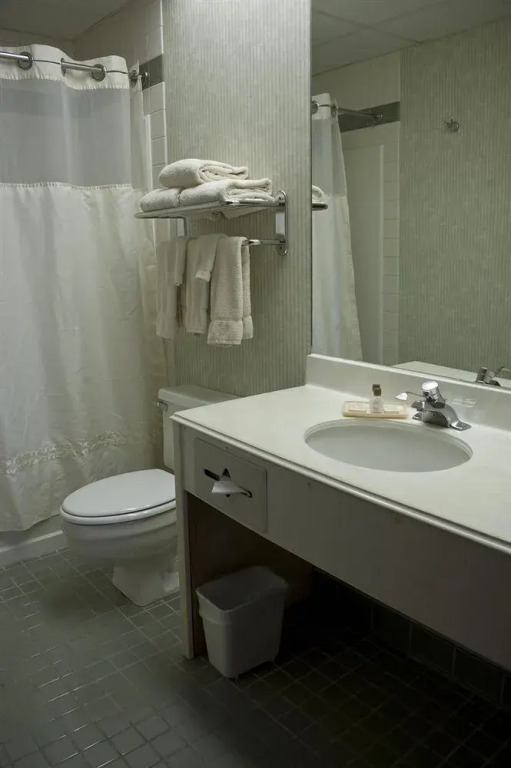 Northrock Suites