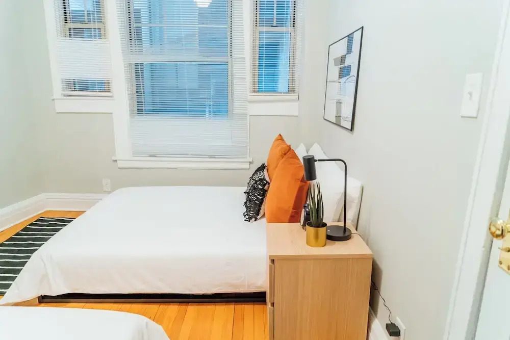 2BR Apt Furnished - Grace 11-1