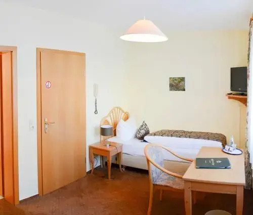 Hotel zur Insel