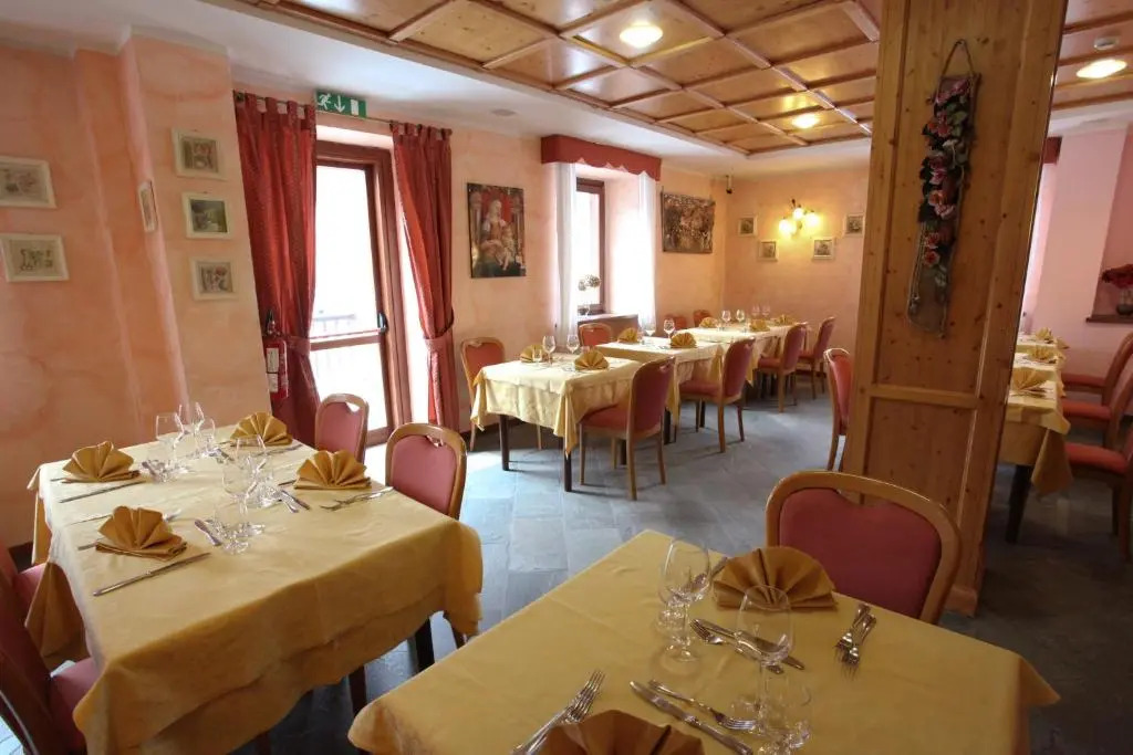 Hotel Alpechiara