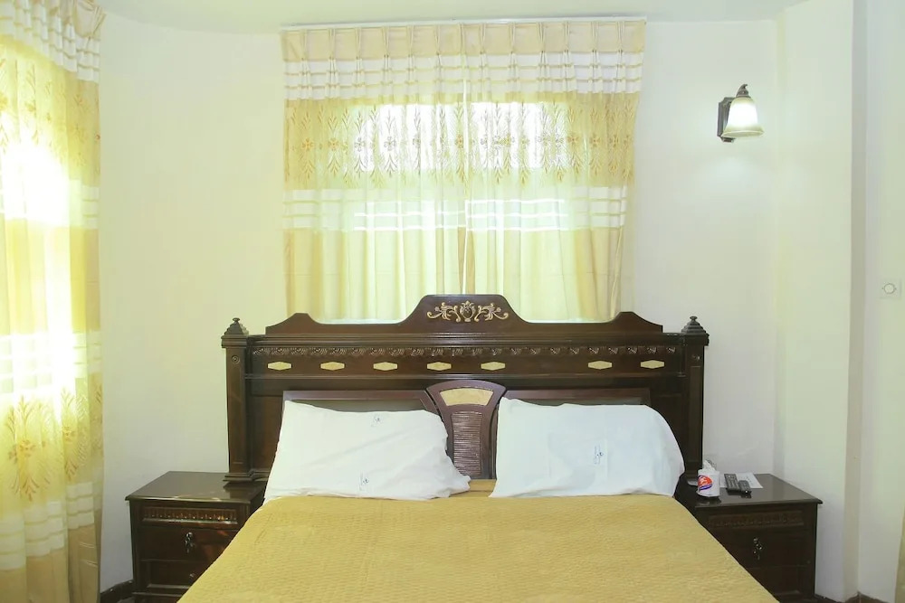Tseder Pension
