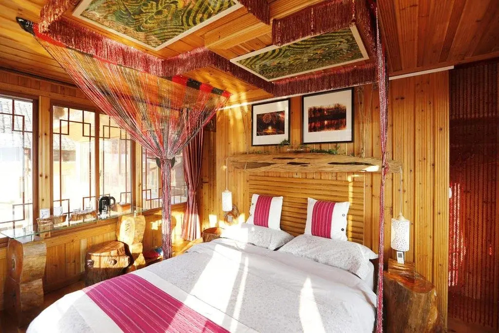 Longji One Art Hotel
