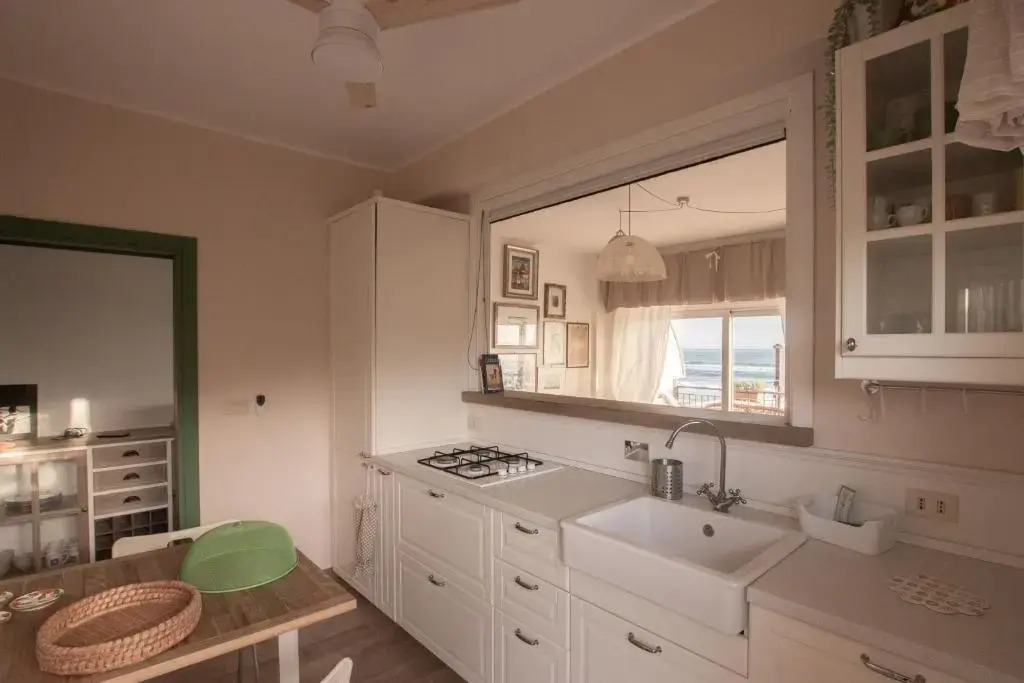 Terracina Sea Front Fantastic Apartment With One Car Private Open Parking