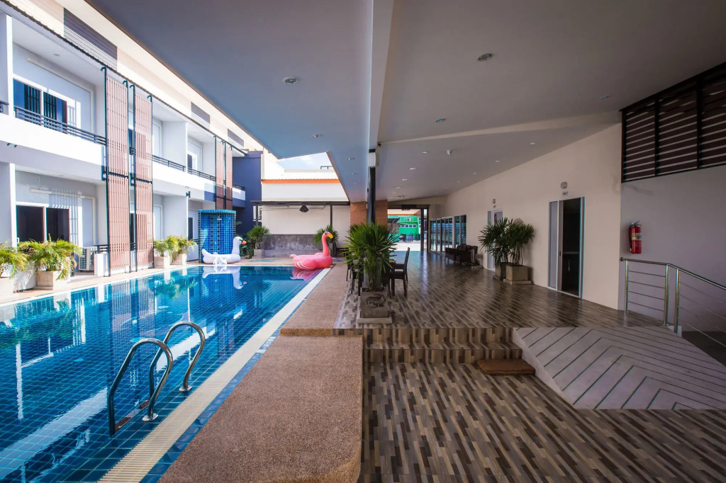 The S.G Hotel