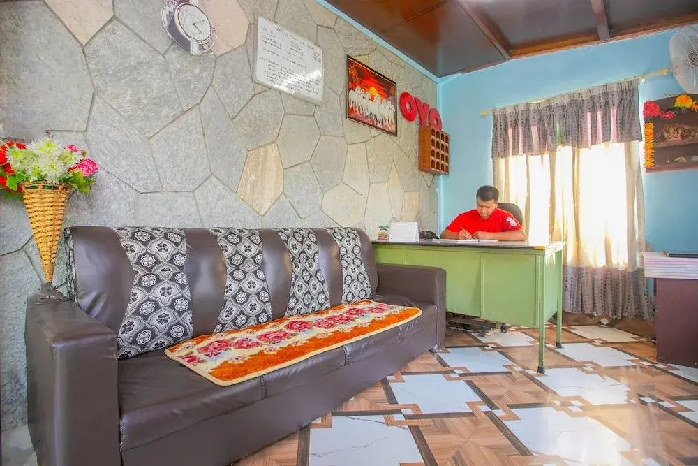 Oyo 598 Unique Mountain Guest House