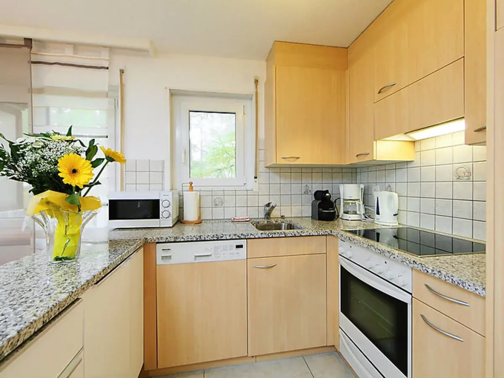 Apartment Sonnhalde B by Interhome