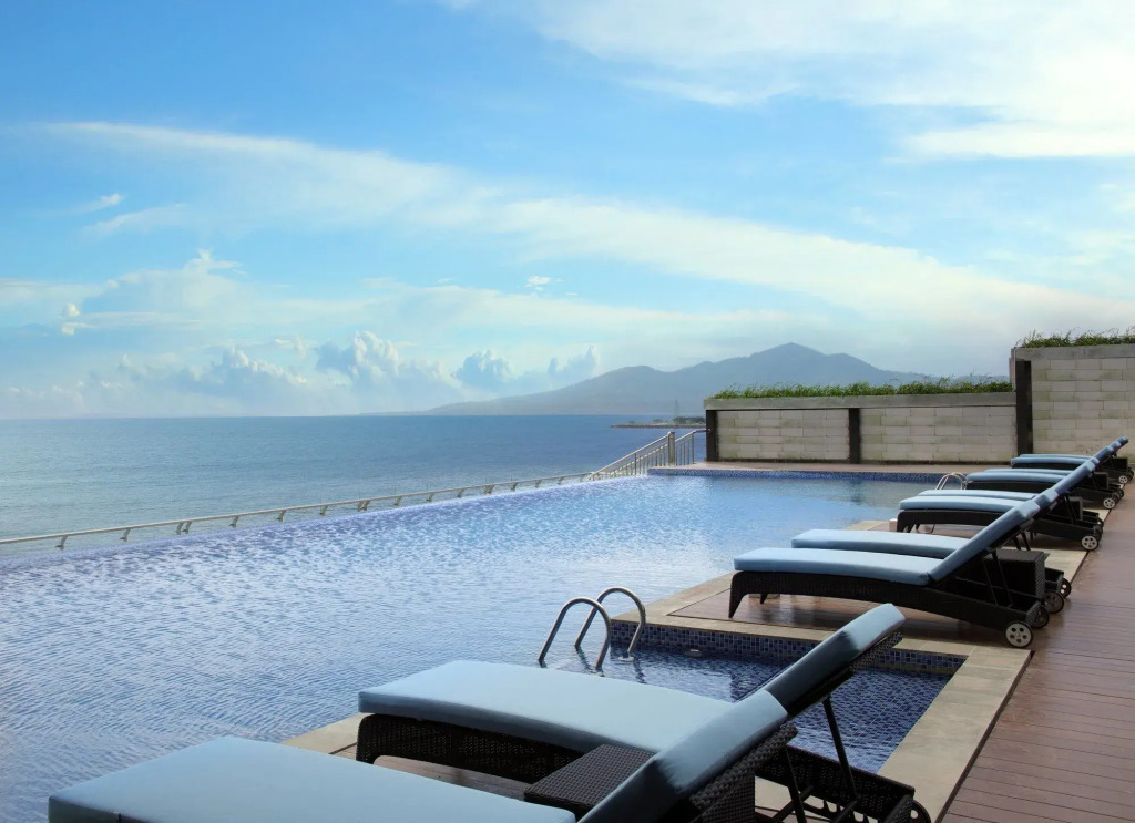 Four Points by Sheraton Manado
