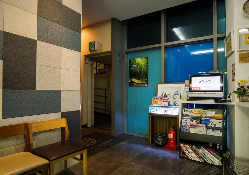 Juststay Hotel