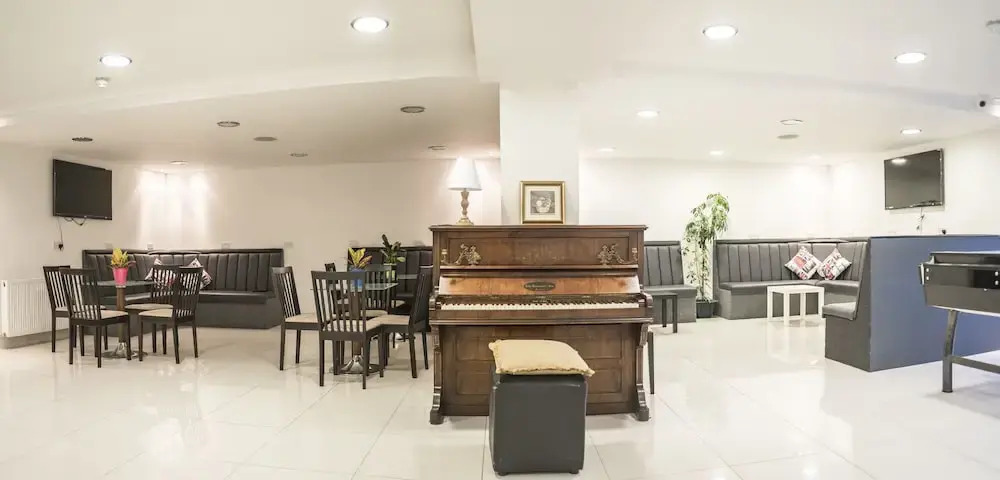 High Wycombe Lodge Dralda House