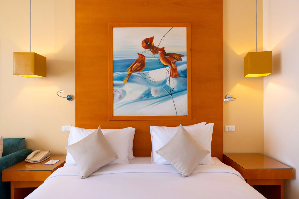 Отель Parrotel Beach Resort
