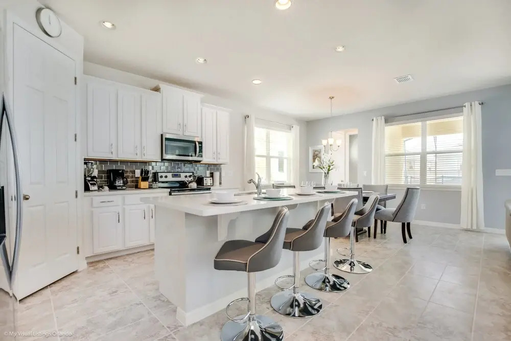 1791 Sawyer Palm Place