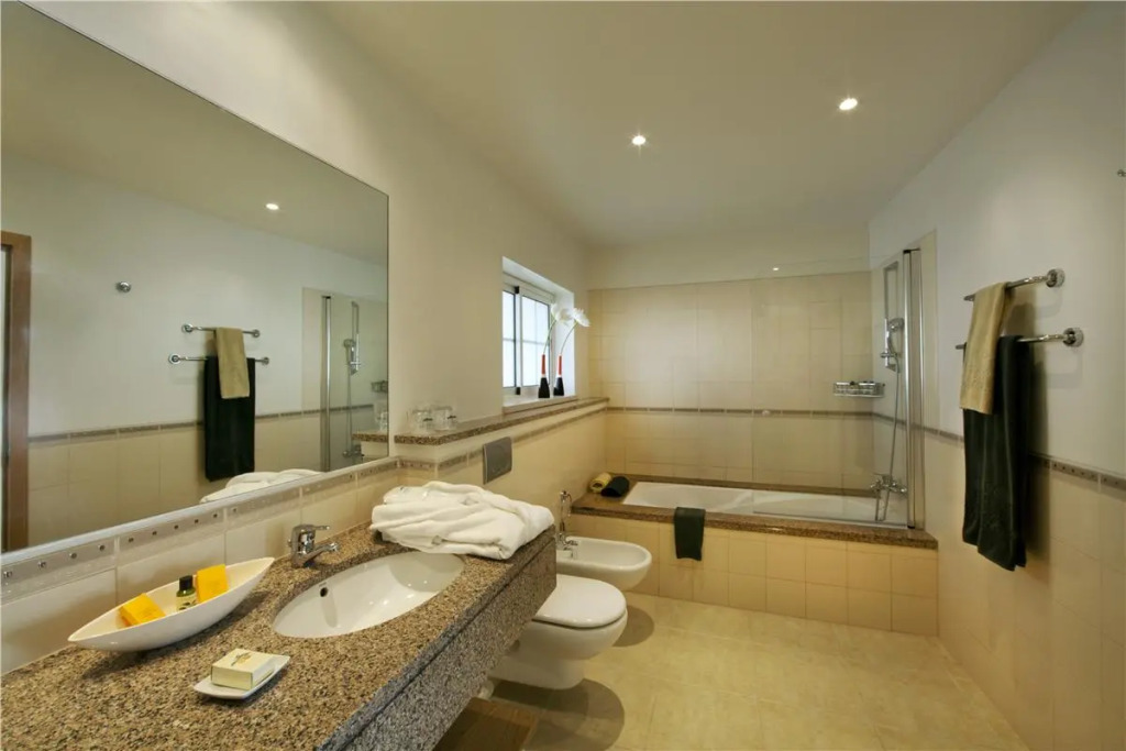 Vale dOliveiras Quinta Resort & Spa