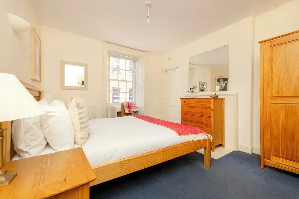 JOIVY Thistle Street - Heart of the City 2-bedroom Apt