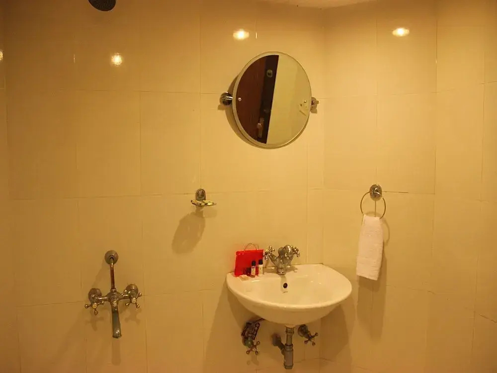 OYO 1697 Hotel PM Regency