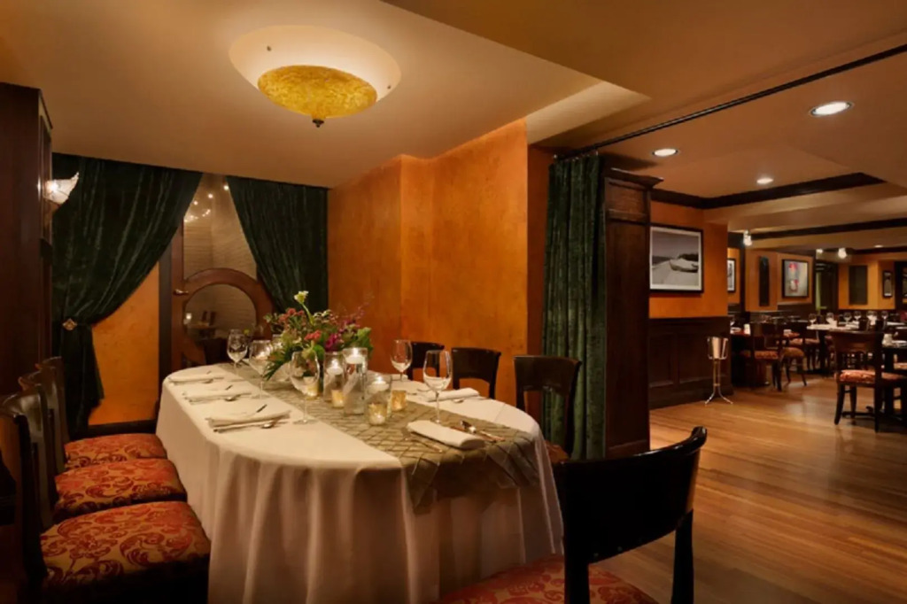 Hotel Le Soleil by Executive Hotels