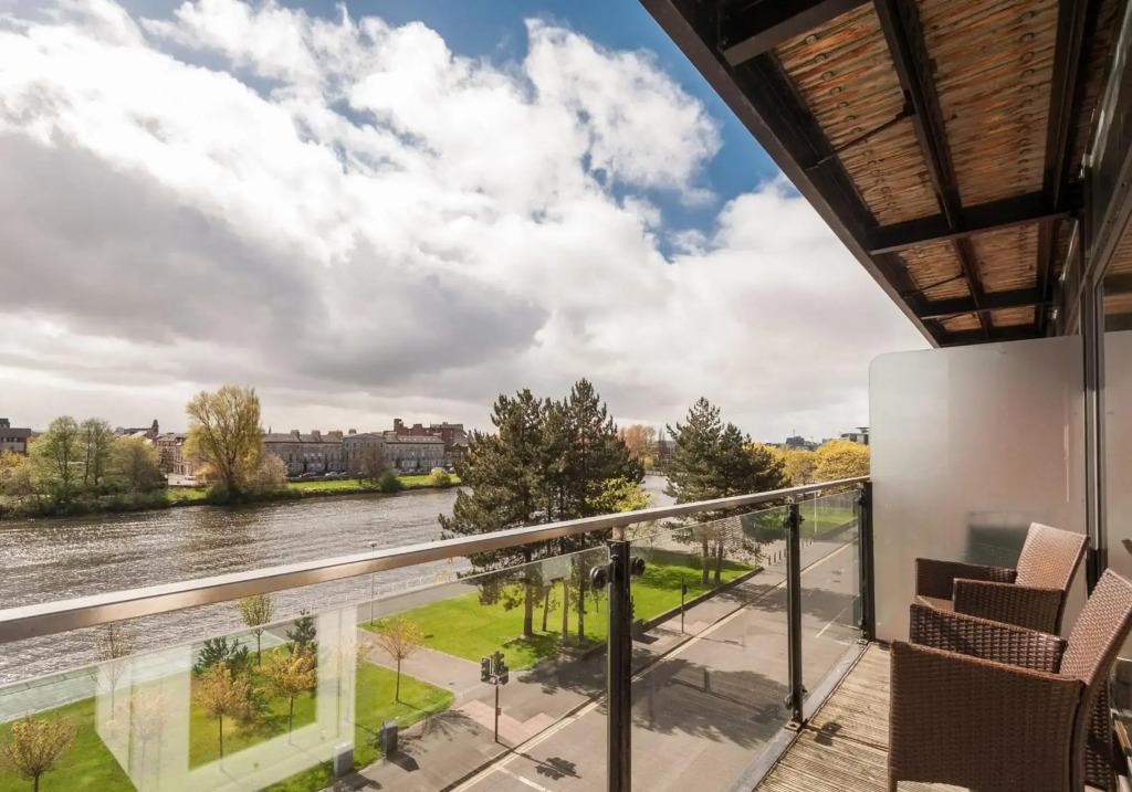 The Metropole Residence