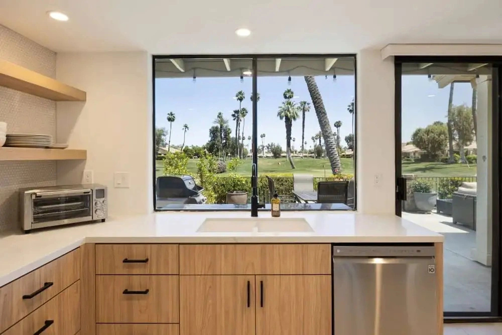 Palm Desert Dream w Golf Course View
