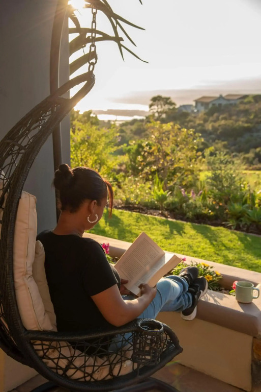 Pezula Magic Retreat - 4 Bedroom Lagoon View Home