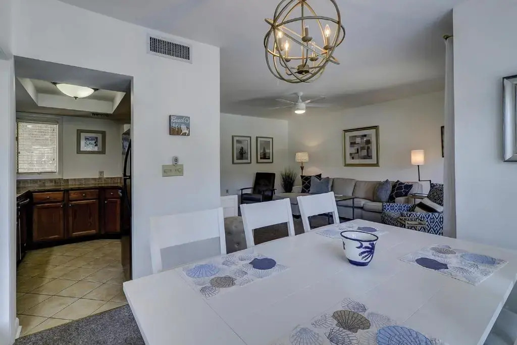 7417 Anchorage 2 BR Condo Shelter Cove