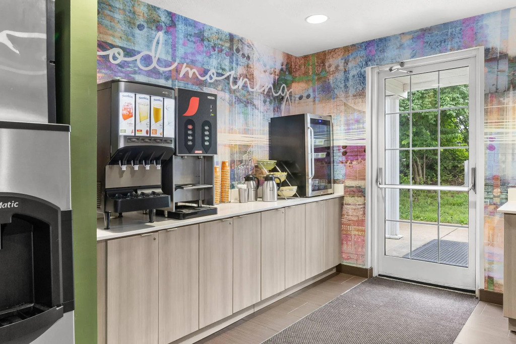 Quality Inn & Suites Nashville - Bellevue
