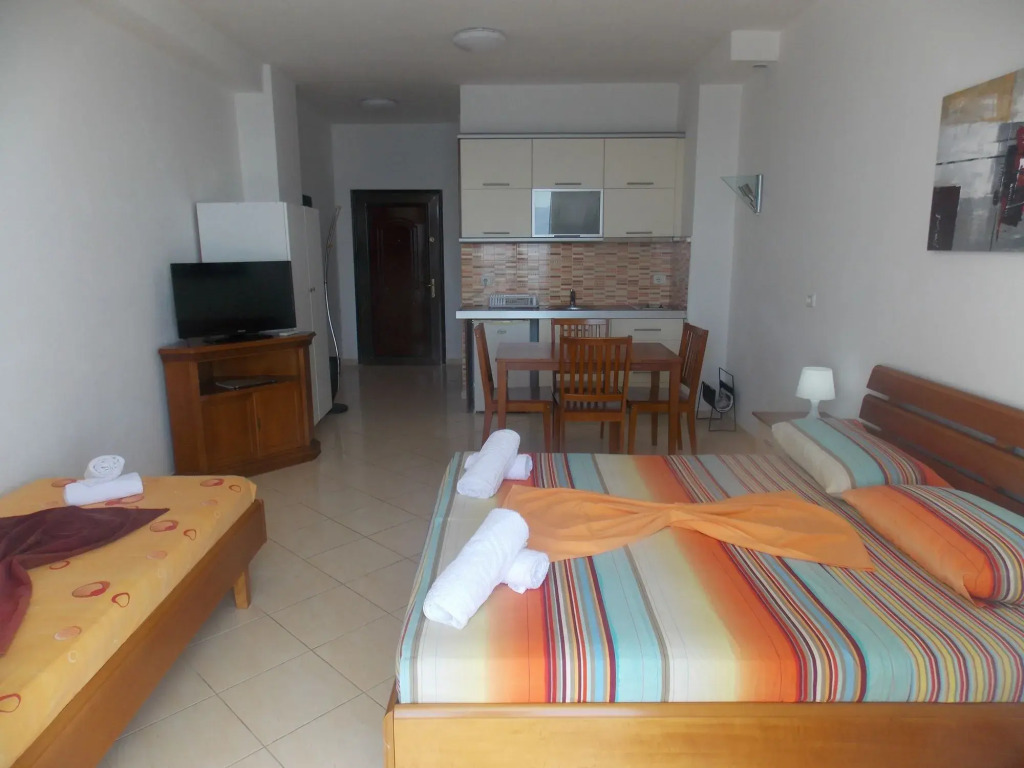 Barracuda Apartments